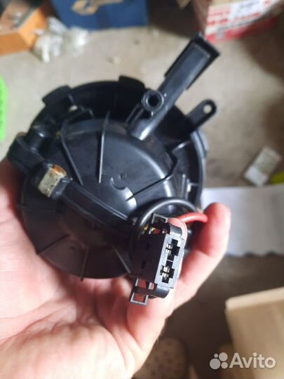 Вентилятор печки ауди