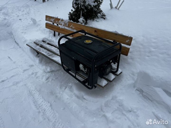 Генератор бензиновый бу 3 кв