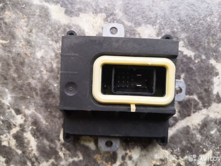 Блок управления адаптивным освещением BMW