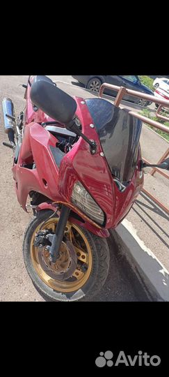 Honda vf750r