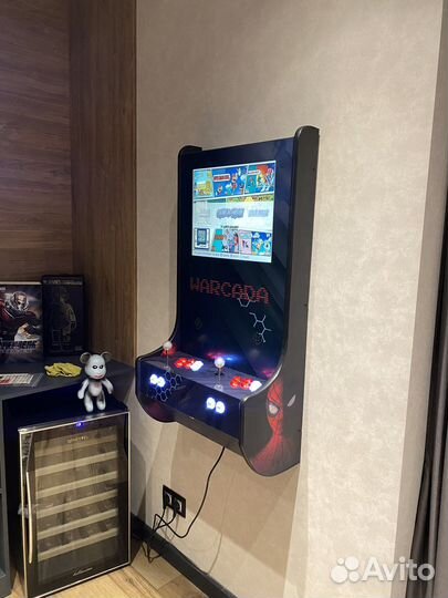 Игровой аркадный автомат