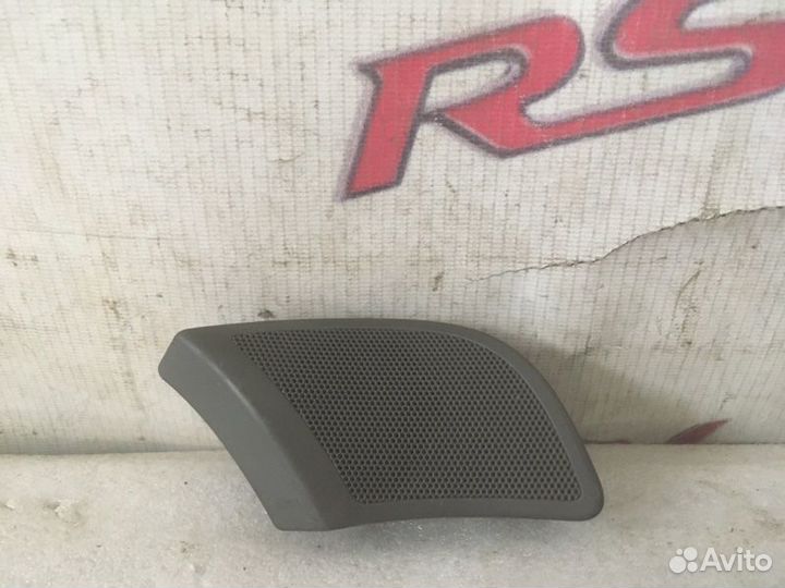 Динамик в дверь передний правый Audi A4 B6