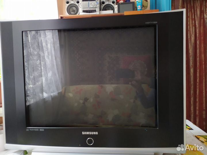 Телевизор samsung