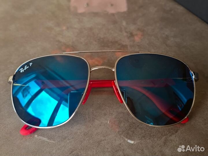 Солнцезащитные очки женские брендовые