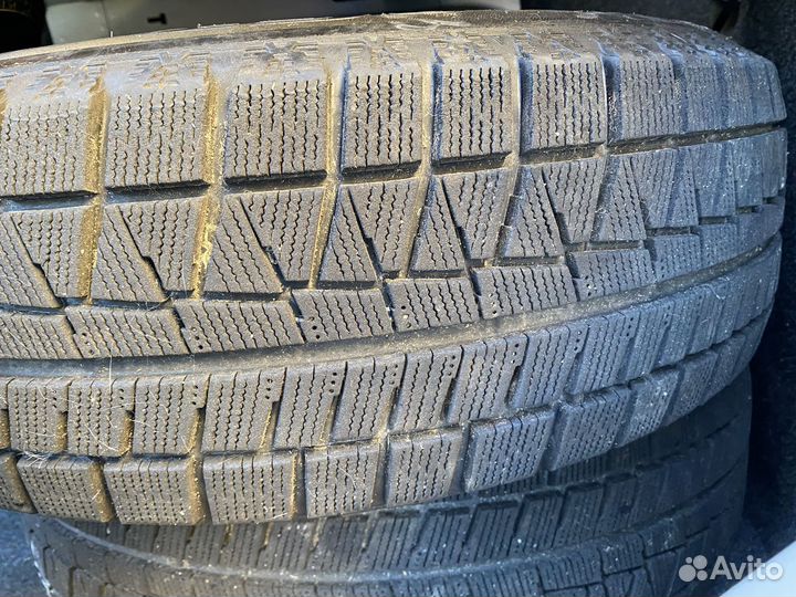 Bridgestone Blizzak Revo GZ 205/65 R16 95