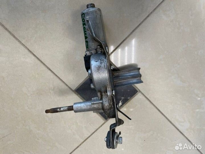 Моторчик стеклоочистителя задний Toyota Corolla