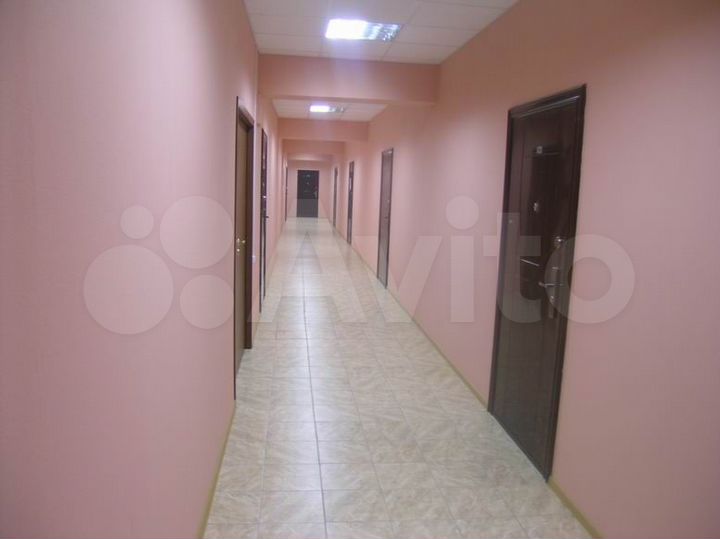 Офис 18 м² в деловом комплексе на визе