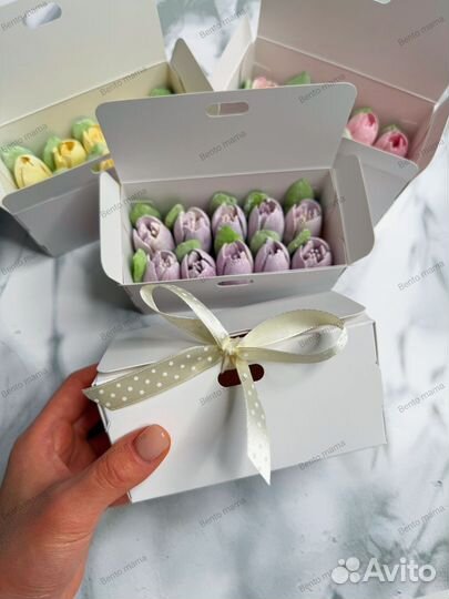 Тюльпаны из зефира в белых коробочках