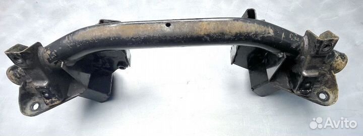 Мицубиси L400 Балка передней подвески