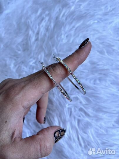 Серьги кольца конго с кристаллами бижутерия