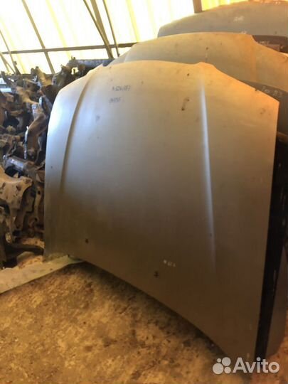 Капот Мазда 626 дорестайлинг