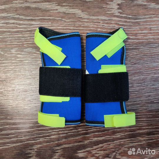 Бандаж компрессионный на лучезапястный сустав