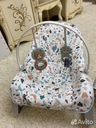 Шезлонг fisher price