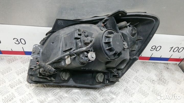 Фара правая Kia Sportage 2 2006