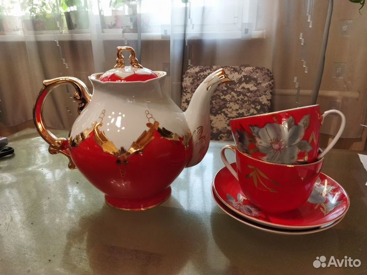 Большой заварочный доливной чайник с 2мя чашками