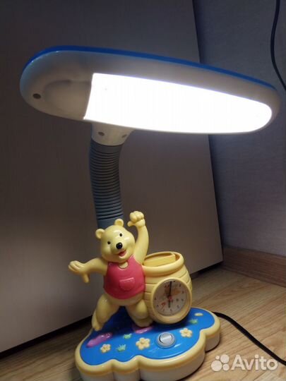 Лампа настольная