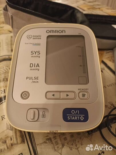 Тонометр Omron M6