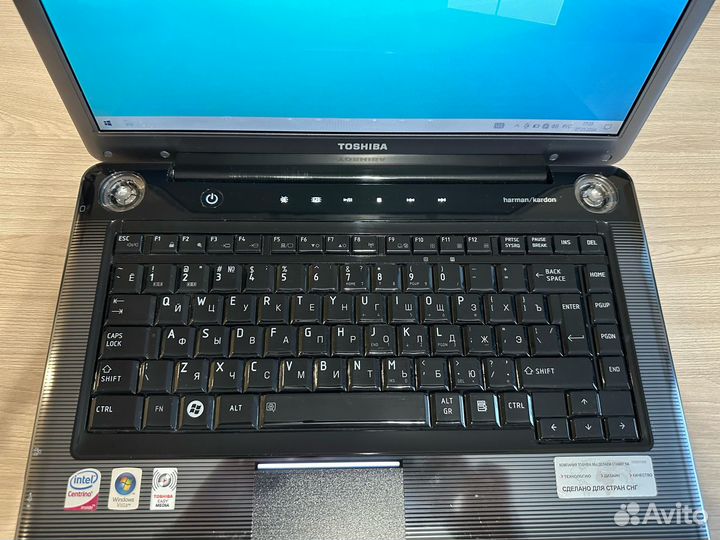 Ноутбук toshiba