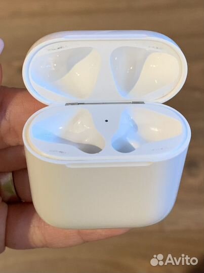 Чехол от airpods 1 (оригинал)