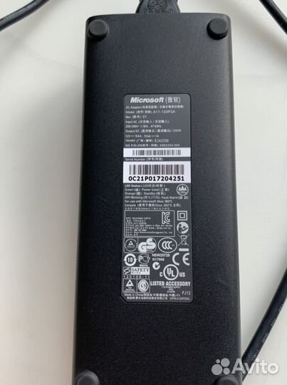 Xbox 360 s + kinect (250 gb)