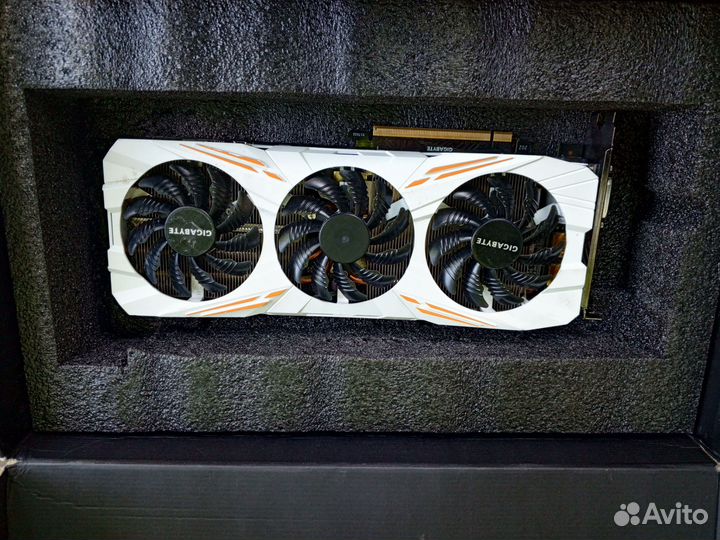 Видеокарта Gigabyte GTX 1080 TI 11GB OC