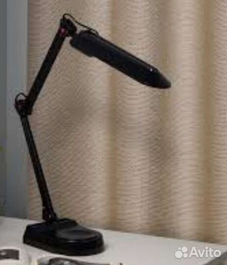 Лампа настольная