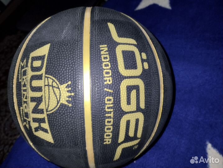 Баскетбольный мяч