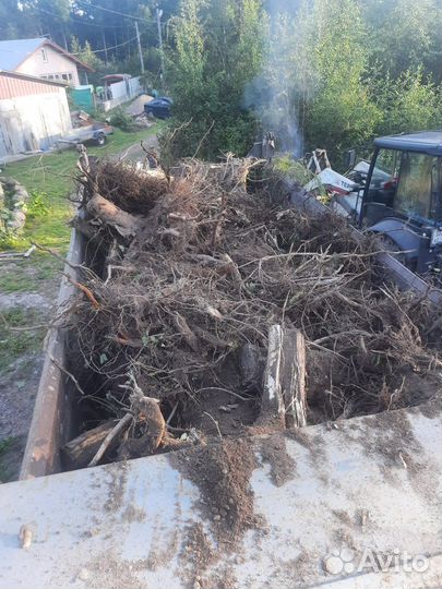 Экскаватор-погрузчик, трактор