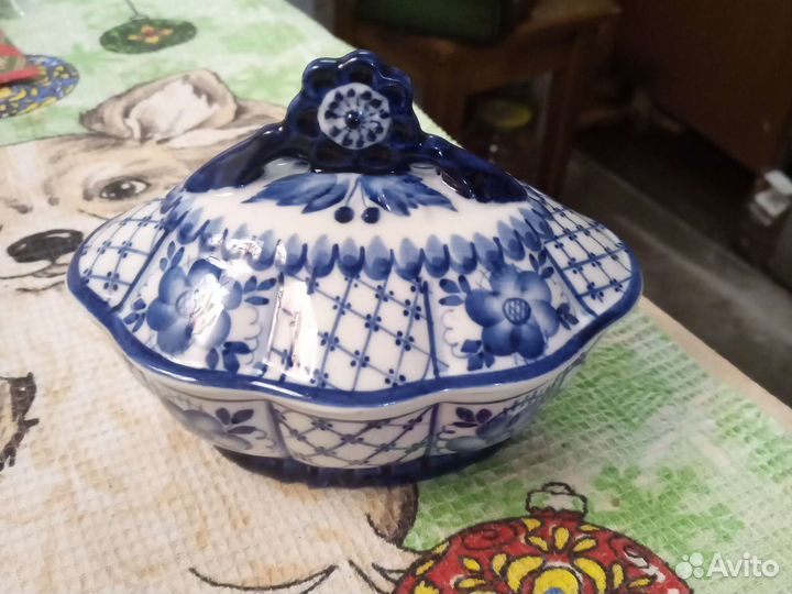 Фарфоровая посуда гжель