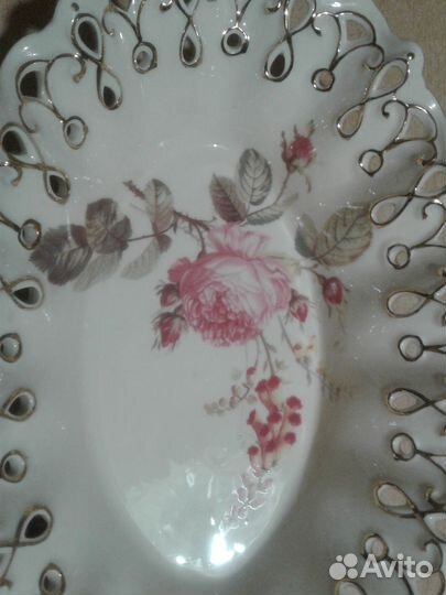 Сухарница фарфор