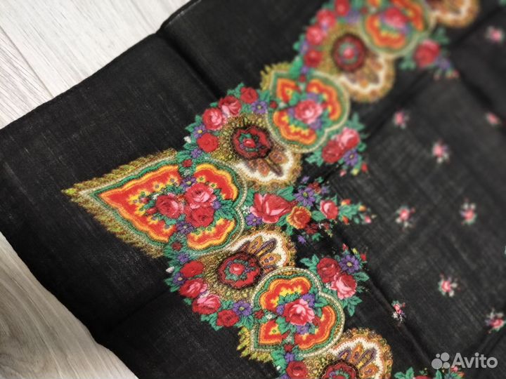 Платок тонкая шерсть СССР размер 72*72