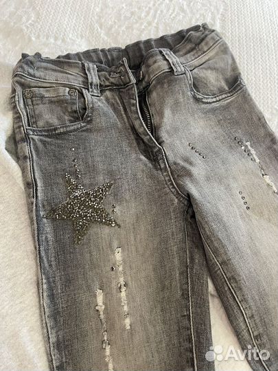 Джинсы и свитер комплект на девочку 134