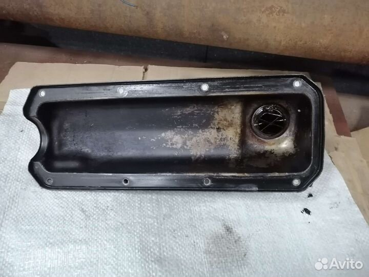 Крышка клапанов Skoda Octavia a4 akl