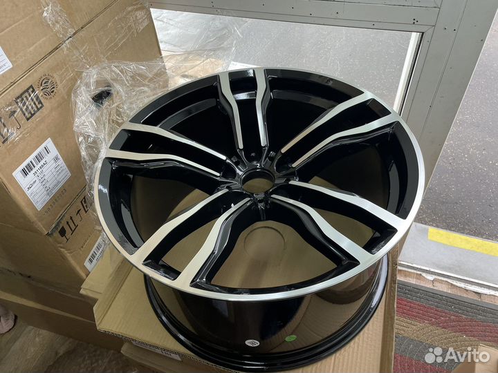 Бмв 612 Mстиль R21 5/120 разноширокие X5,X6