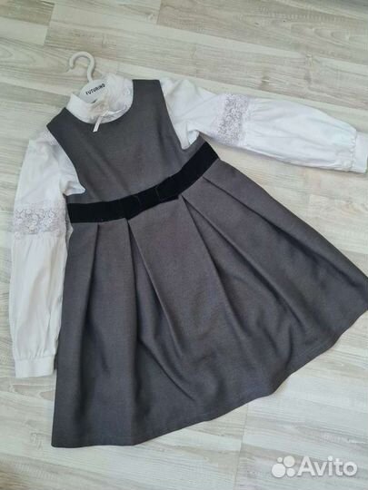 Школьный сарафан+2 блузки рост 122- 128