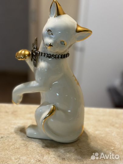 Статуэтка кошка фарфор