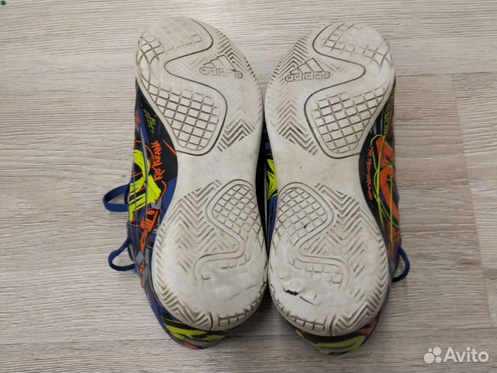 Бутсы adidas 36.5 размер