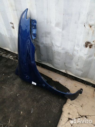 Крыло переднее правое Toyota Sienta NCP81