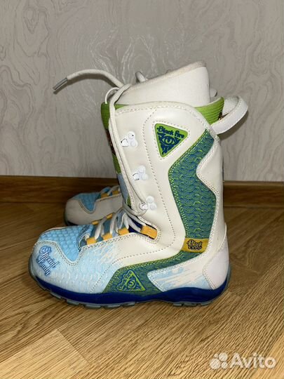 Сноуборд комплект (ботинки, крепление, доска)