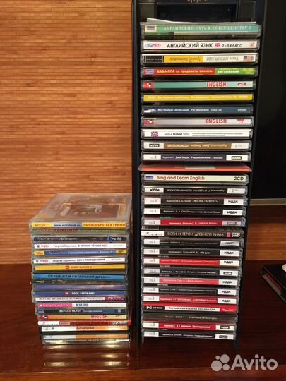 CD диски. 42 штуки и стойка в подарок