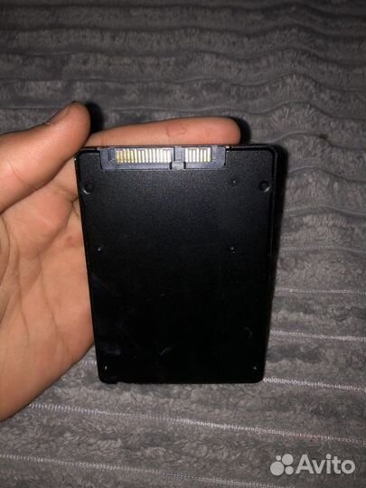 SSD диск на 256g