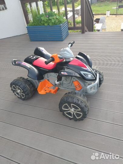 Детский квадроцикл на аккумуляторе