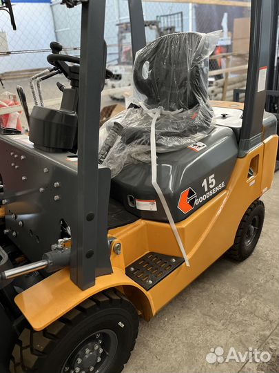 Вилочный погрузчик Goodsense FD15, 2023