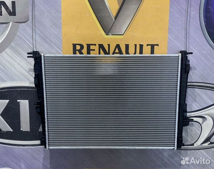 Радиатор охлаждения двигателя основной renault flu