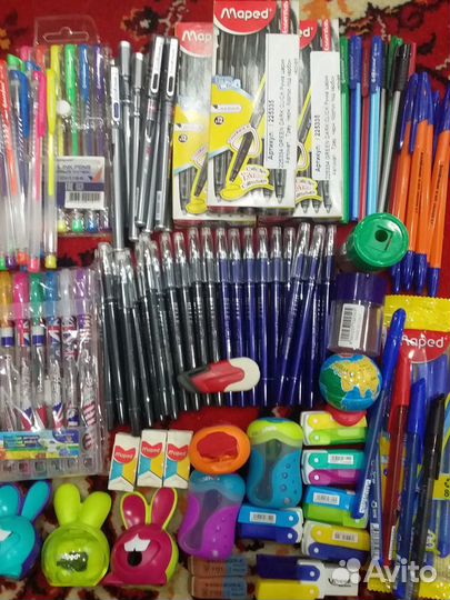 Текстовыделители карандаши ручки клей фломастеры