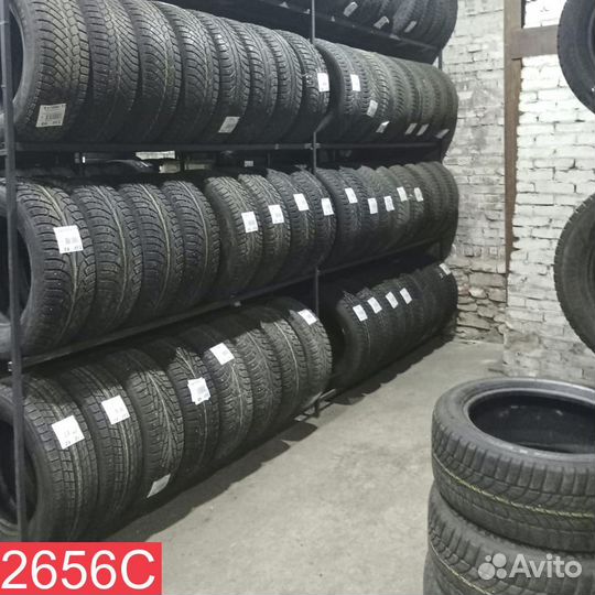 Goodyear Ice Navi Zea II 215/45 R17 83M