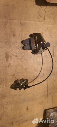 Замок крышки багажника volvo s80 2003-2006