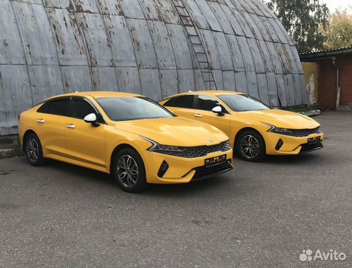 Водитель на авто компании (приглашаем женщин)