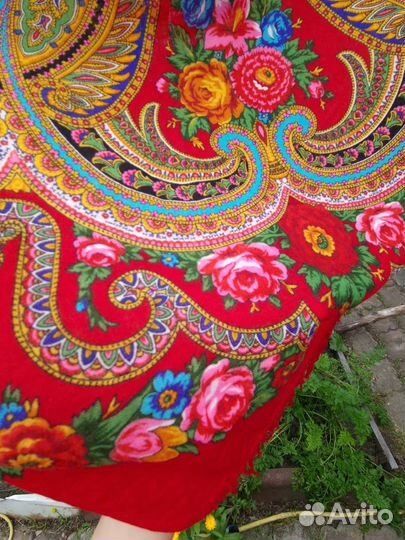 Павловопосадский платок Любава