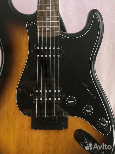Электрогитара Fender Squier Bullet Stratocaster